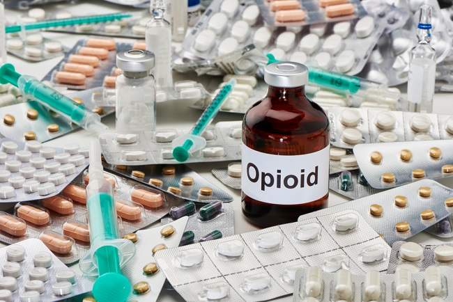Bahaya Penggunaan Opioid Jangka Panjang Untuk Penatalaksanaan Nyeri Kronis Nonkanker Alomedika
